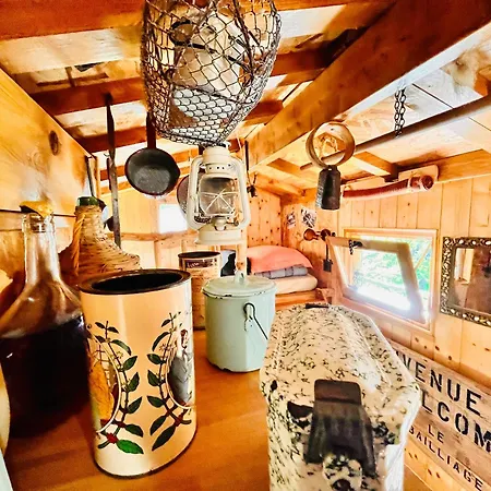 Campismo de Luxo La Perchee Du Trappeur