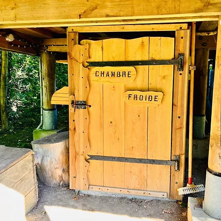 La Perchee Du Trappeur Écrainville