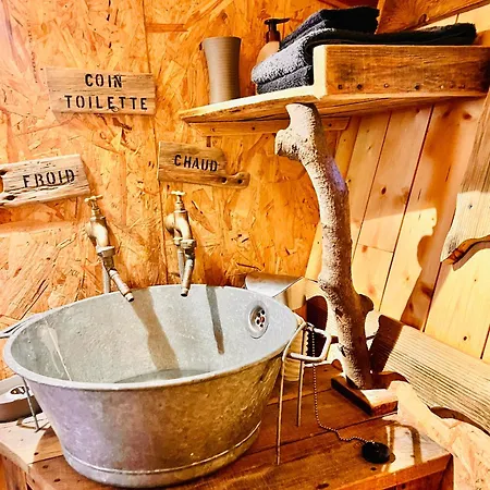 La Perchee Du Trappeur Écrainville