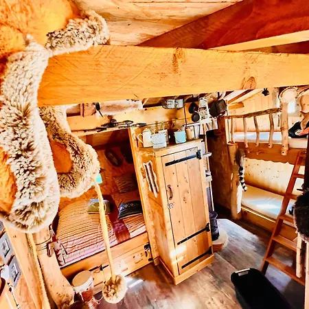 La Perchee Du Trappeur Écrainville