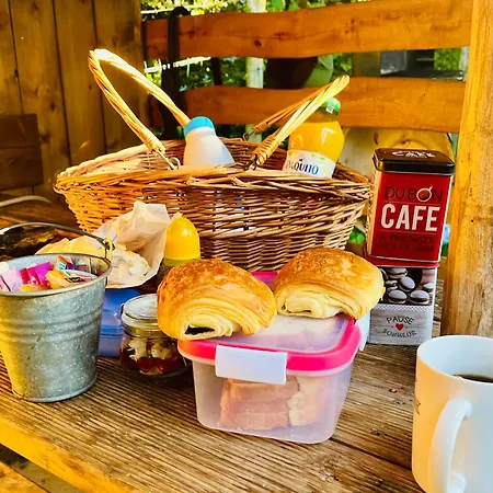 La Perchee Du Trappeur Lüks kamp alanı *