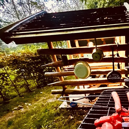 Campismo de Luxo La Perchee Du Trappeur Écrainville